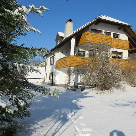 Hanghaus Im Grunen Appartement *